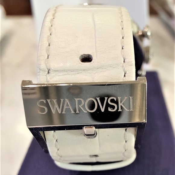 Swarovski Crystal Watch - Picture 5 of 7